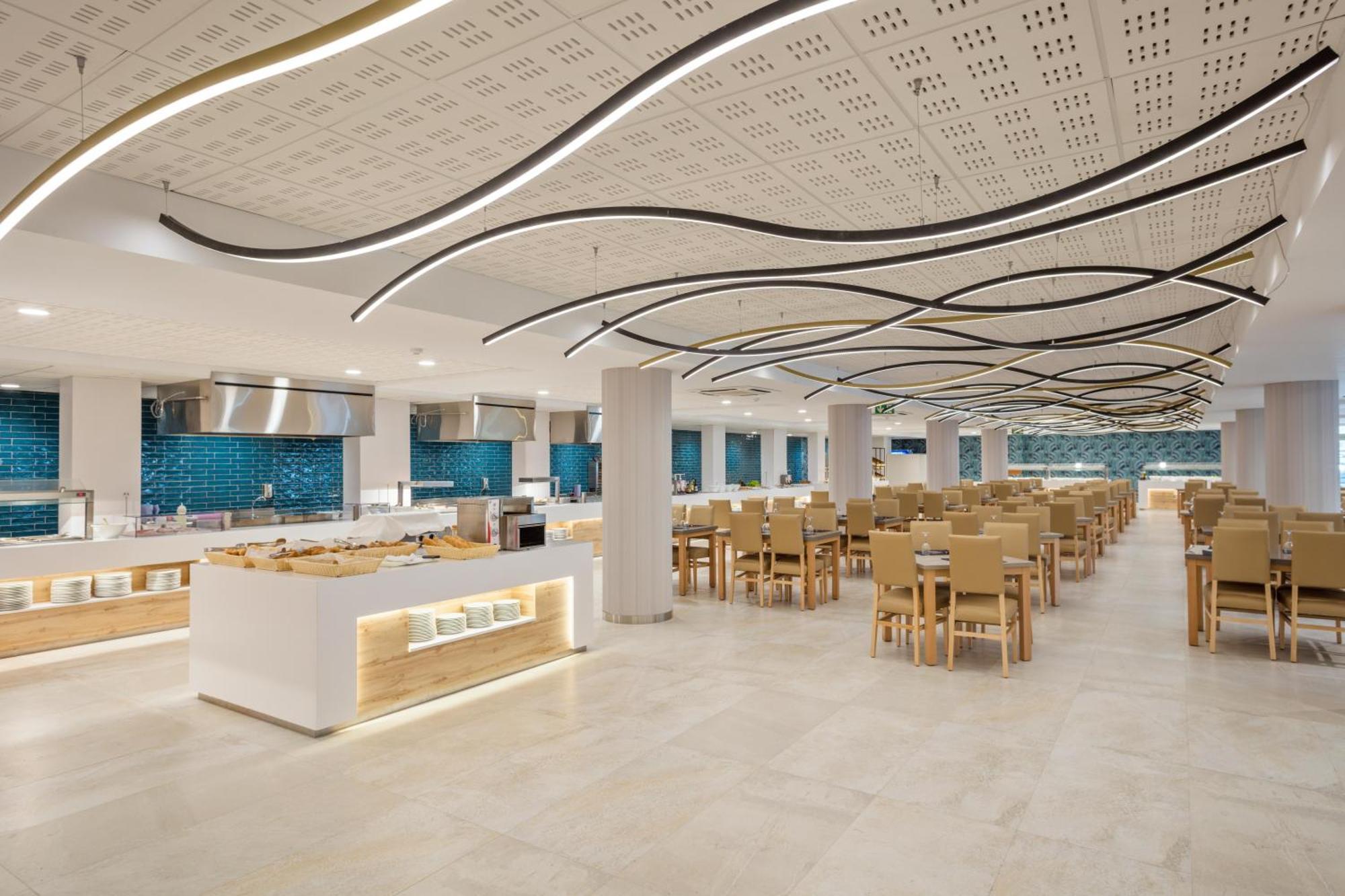 Hotel Best Mediterraneo سالو المظهر الخارجي الصورة